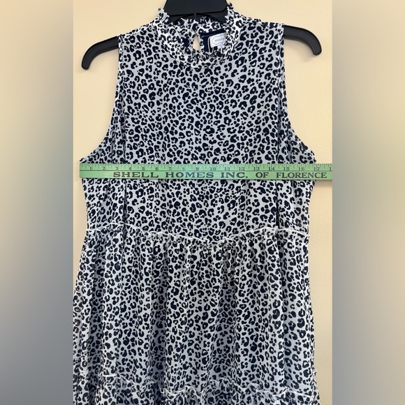 Mud Pie Nsomi Ruffle Dress in Navy Leopard, size large - Picture 3 of 4